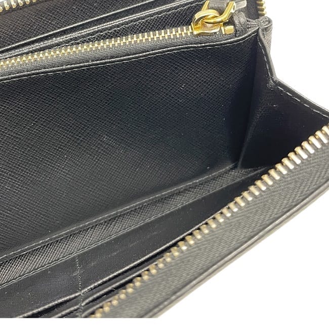 極美品✨プラダ 長財布　ラウンドジップ ファスナー　サフィアーノ NERO プラダ 長財布 ラウンドジップ ファスナー サフィアーノ NERO