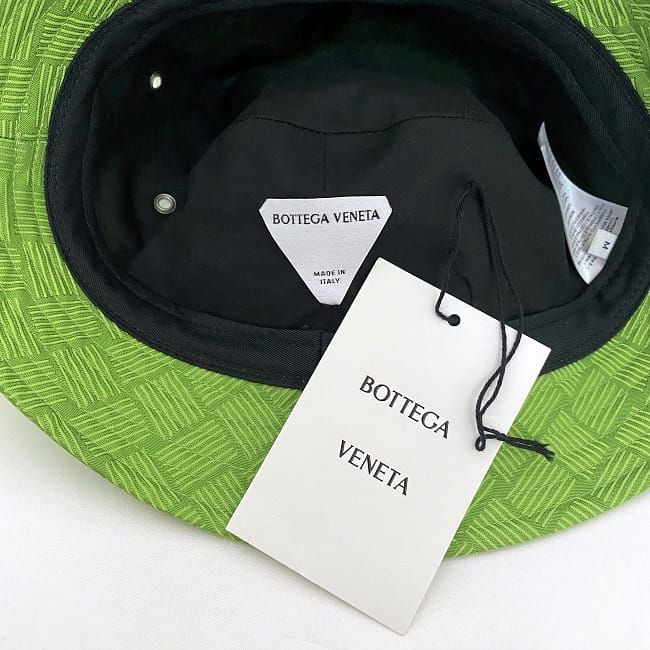 Bottega Veneta ブラック バケットハット Sサイズ Bottega Veneta ブラック バケットハット Sサイズ BOTTEGA