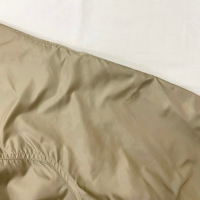 プラダ ブルゾン ec-23215 ベージュ スポーツ 280562 美品