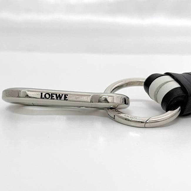 美品！！　LOEWE  ロエベ　タッセル　フリンジキーチャーム yokohama-blanc_f04-3290