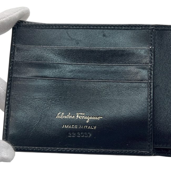 サルヴァトーレ フェラガモ 二つ折り 財布 ブラック ガンチーニ 22