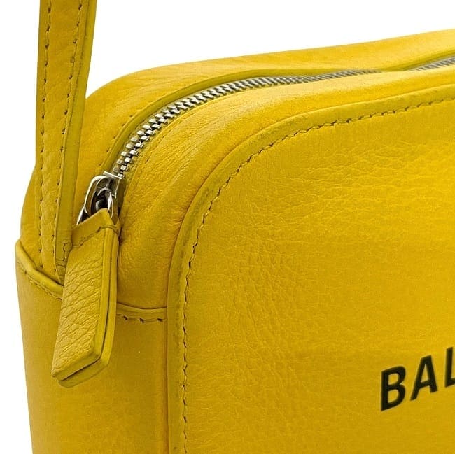 バレンシアガ ショルダーバッグ カメラバッグ XS ec-23905 イエロー