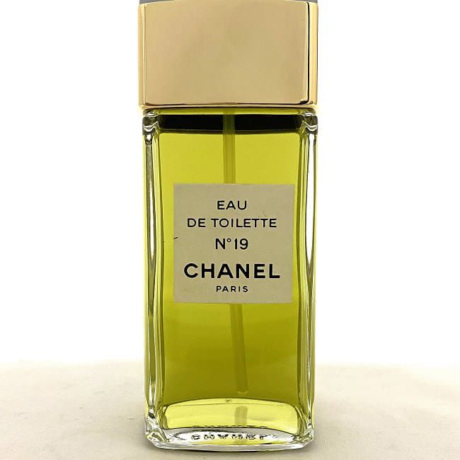 シャネル 香水 NO19 オードトワレ 開封済み 中古 CHANEL 100ml