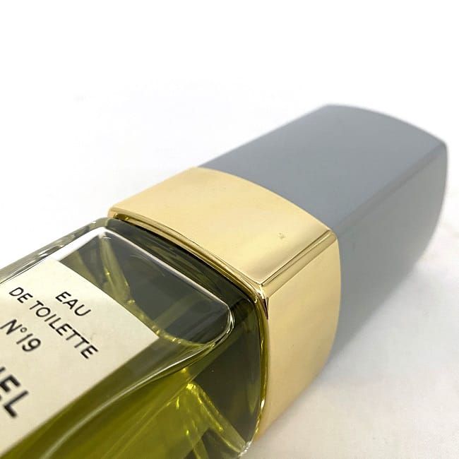 シャネル 香水 NO19 オードトワレ 開封済み 中古 CHANEL 100ml