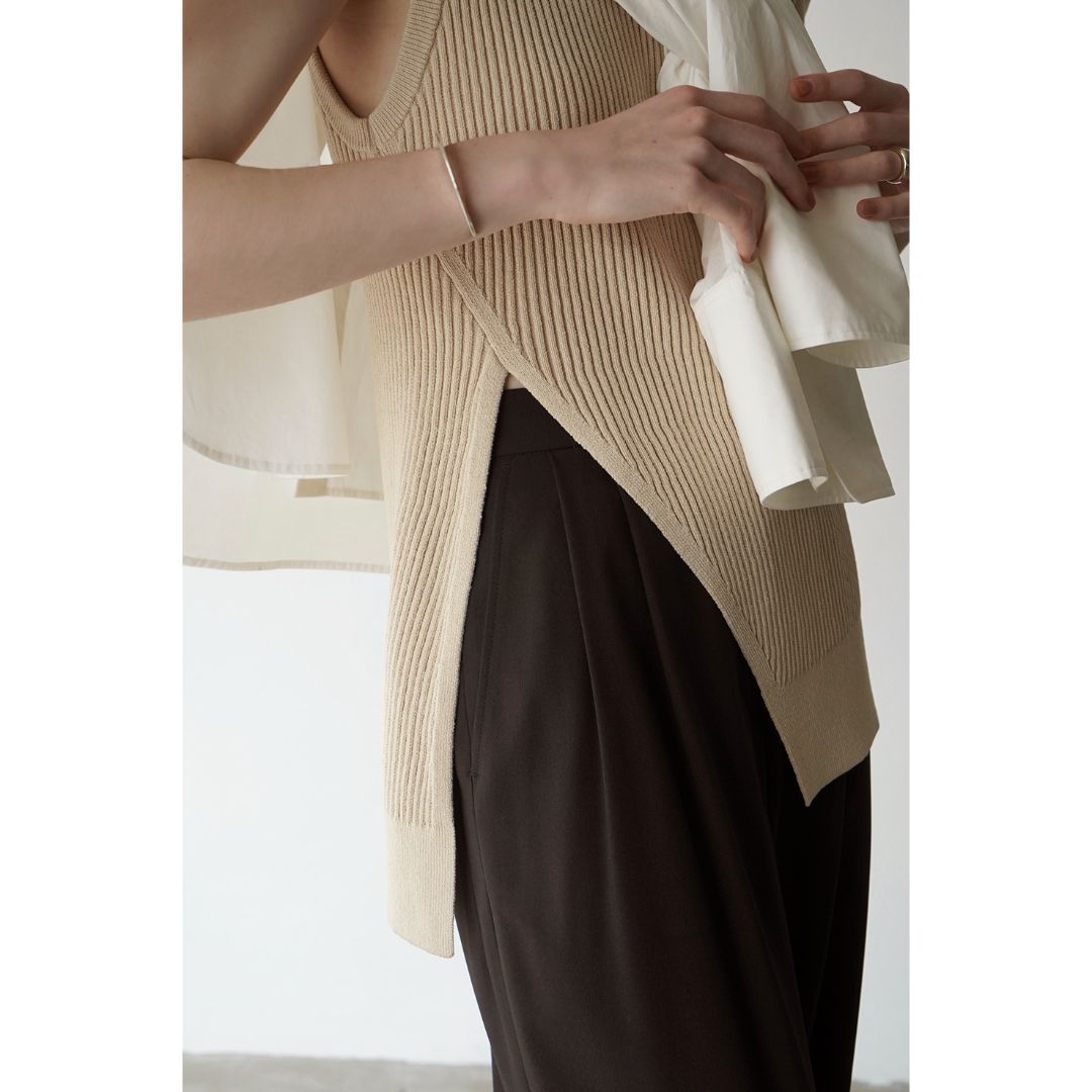CLANE BASIC TUCK PANTS - 13110-7002-FIGURE ONLINE