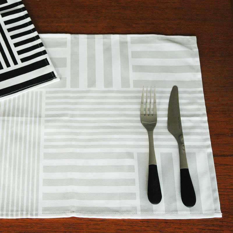 �ơ��֥�ޥå� Stripes(���ȥ饤�ץ��˥������ޥå�45��35cm Klippan(����åѥ�˥��������ǥ� �̲����å��󻨲�