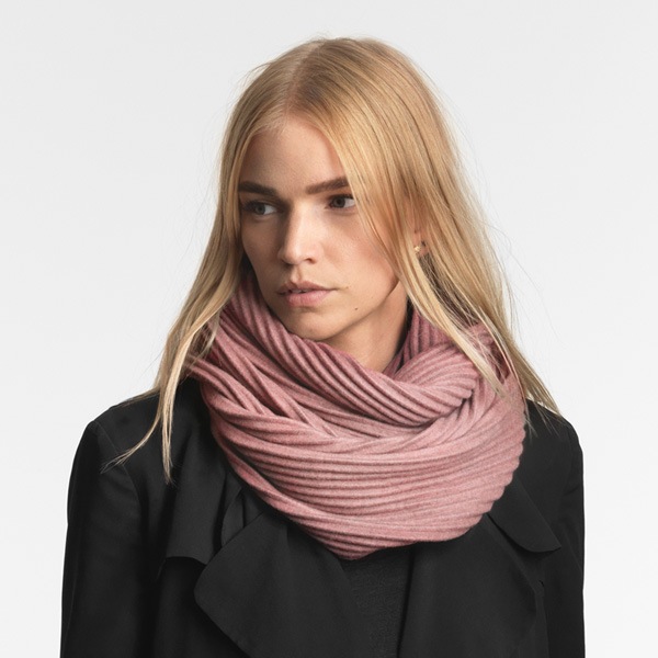 Pleece Snood(�ץ꡼�������̡��ɡ˥ԥ� �ޥե顼���ͥå��������ޡ� DESIGN HOUSE stockholm�ǥ�����ϥ��������ȥå��ۥ��
