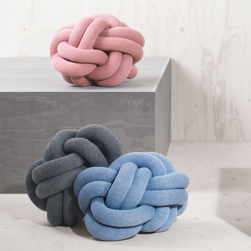 Knot Cushion(�Υåȥ��å�����30cm ���졼  DESIGN HOUSE stockholm(�ǥ�����ϥ��� ���ȥå��ۥ��)