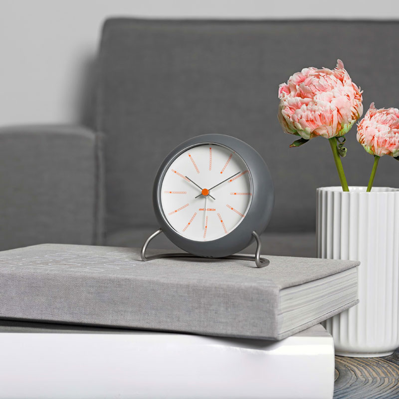 ARNE JACOBSEN TableClock Bankers Gray ����ͥ䥳�֥��󡦥ơ��֥륯���å����Х󥫡��������졼 �֤����� ROSENDAHL COPENHAGEN (������������륳�ڥ�ϡ�����)43694