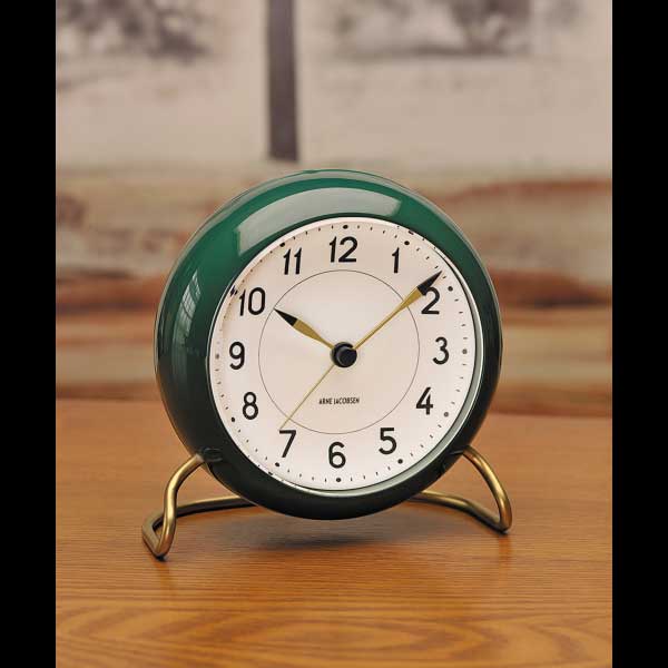 ARNE JACOBSEN TableClock STATION����ͥ䥳�֥��󡦥ơ��֥륯���å������ơ�����󡦥��꡼�� �֤����� ROSENDAHL �������������