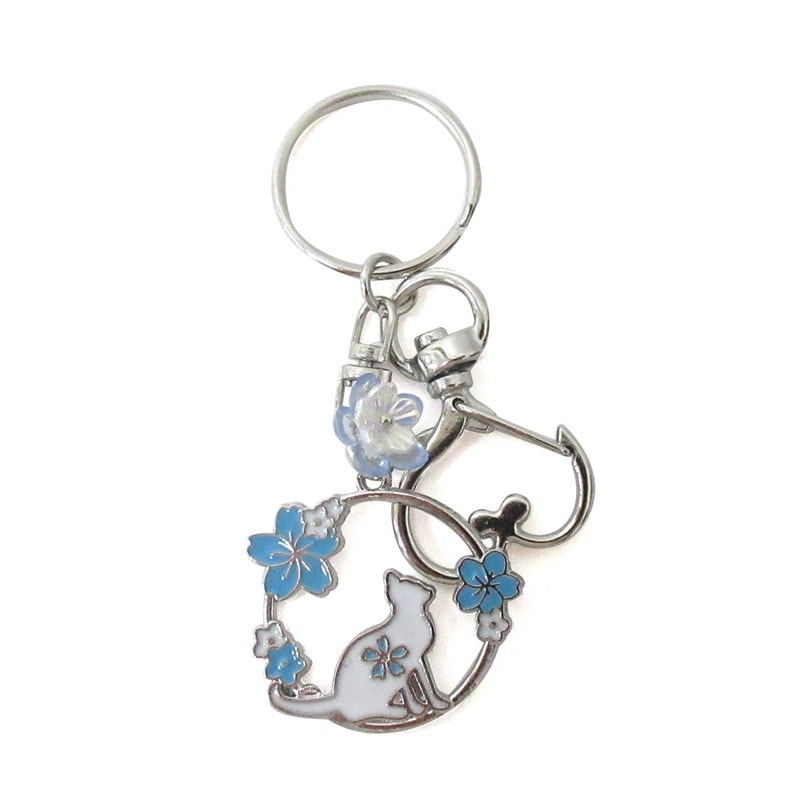 お花見 ねこキーホルダー シルバー No.603-061 | 世界の価値ある商品を