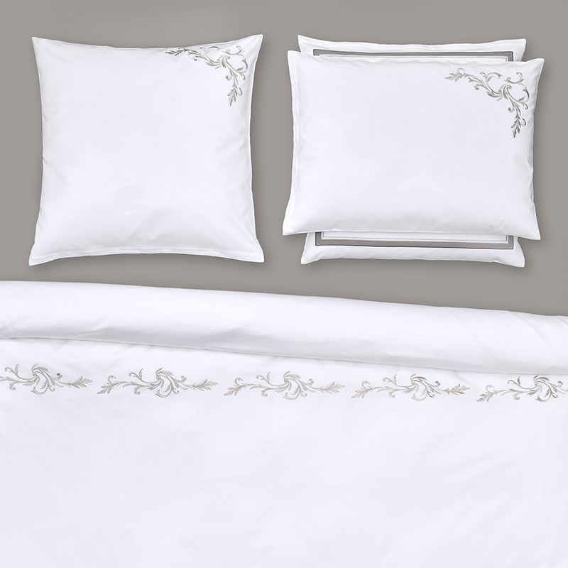 �ǥ�٥��С�  SNOW LACE E25