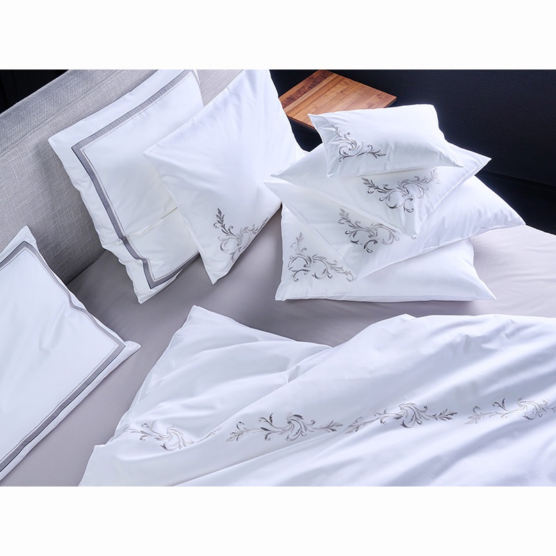 �ǥ�٥��С�  SNOW LACE E25