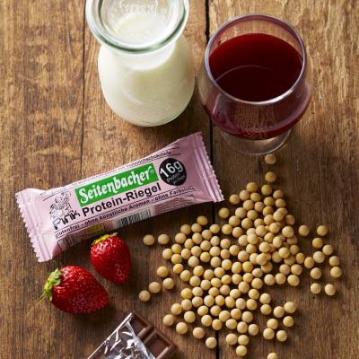 ƥХå ץƥС ȥ٥꡼ 12 Seitenbacher Protein Bar Strawberry