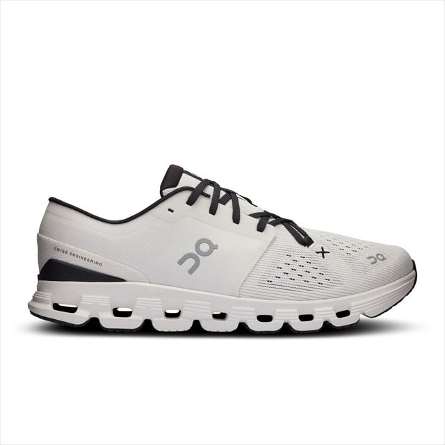 On オン ランニングシューズ Cloud X 4 M Ivory/Black 3ME30040791