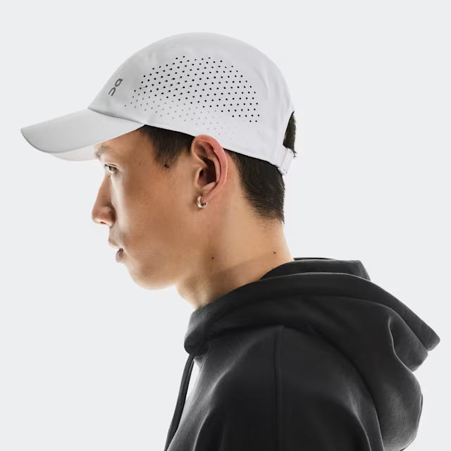 On オン ランニングキャップ Lightweight Cap U White 2UF10330069