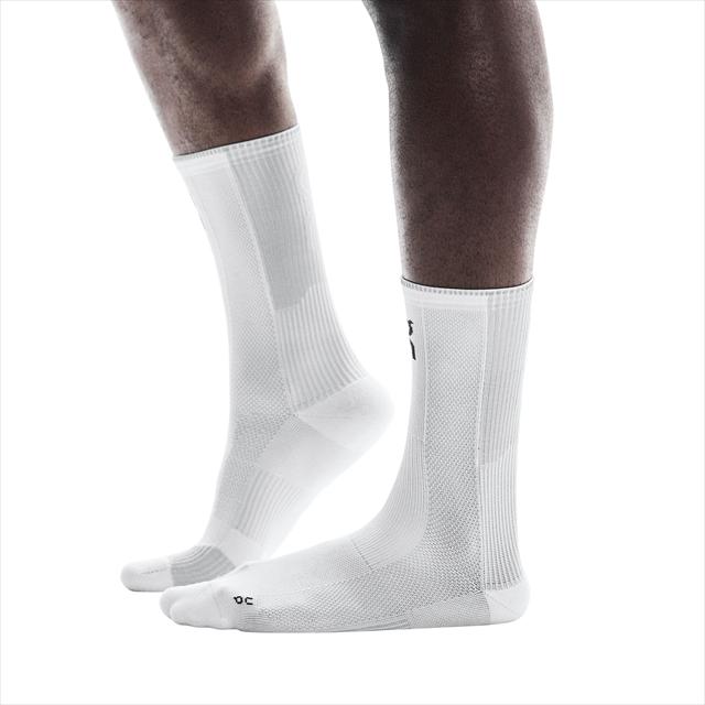 On ���� Performance Run Sock High U White/Glacier 2UF10040813 ��˥��å��� ���˥󥰥��å��� �ѥե����ޥ� ��� ���å� �ϥ� �ߥ˥��롼 �ϥ����å��� ���å���� �̵��� �ۼ�®�� �ɥ饤 �尵���������ݡ��� �졼�� �ȥ졼�˥� �ޥ饽��