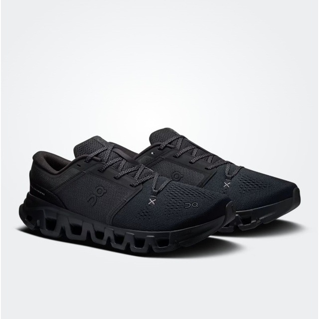 ON ���� Cloud X 5 Black/Black Men 3MG30081043 ��� ���饦�ɥ��å���5 ���ˡ����� �������� ���å���� ���� �ȥ졼�˥� �ե��åȥͥ����� ���������� ������� �ޥ饽�� ���祮��