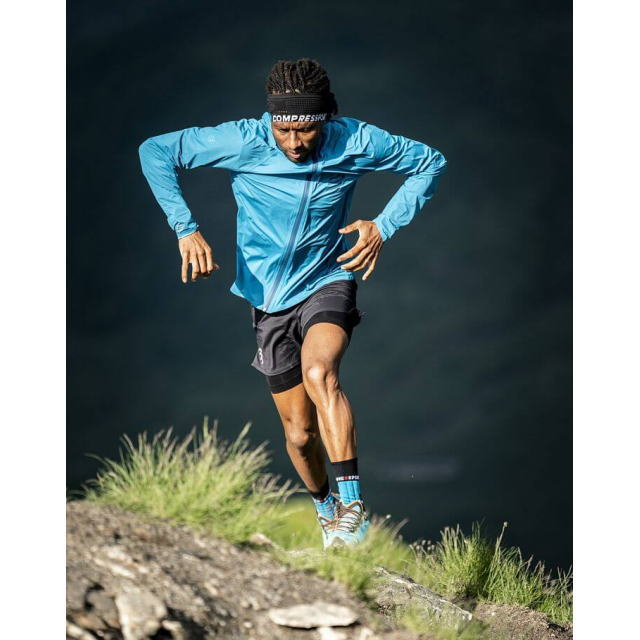 Compressport ץ쥹ݡ Hurricane Waterproof 10/10 Jacket  AM00009B ϥꥱ ץ롼 10/10 㥱å ɿƩ 쥤󥸥㥱å ȥ쥤른㥱å 籩 ȥ쥤˥ ȥ ȥɥ л ȥå ȥå Ķ 