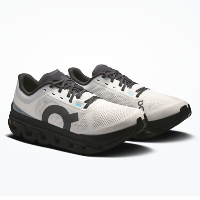 On ���� ���˥󥰥��塼�� Cloudflow 5 M Glacier/Black 3MF30760117 ��� ���饦�ɥե���5 ���� ���å���� ������ ��󥷥塼 ���ˡ����� �ޥ饽�� û��Υ��� ���ԡ��� ���󥿡��Х� �ȥ졼�˥� �ǥ��꡼