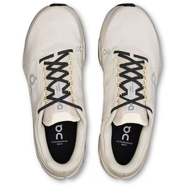 On ���� ���˥󥰥��塼�� Cloudsurfer Next M Ivory/Silver 3ME30022906 ��� ���饦�ɥ����ե��� �ͥ�����1 ���� ���å���� ������ ��󥷥塼 ���ˡ����� �ޥ饽�� û��Υ��� ���ԡ��� ���󥿡��Х� �ȥ졼�˥� Ĺ��Υ �ǥ��꡼