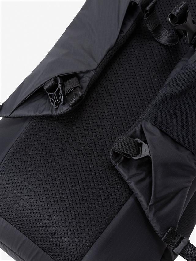 THE NORTH FACE ���Ρ����ե����� ONE MILE 22 NM62460 22L �֥�å� ��˥��å��� ���ޥ���22 ���˥� �Хå��ѥå� ���å� �ǥ��ѥå� ���å����å� �ȥ�å��� �л� �ϥ����� �ȥ�٥� �����ȥɥ�