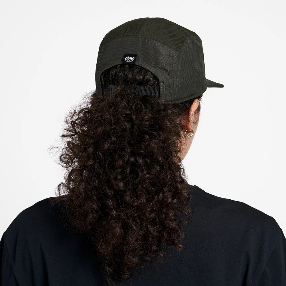 ciele ������ ���˥󥰥���å� GOCAP-ATHLETICS-Raven 4100040516242 ���ݡ��ĥ���å� �ȥ��� ����å� ��� ��ǥ����� ���祮�� �ޥ饽�� ����� �л� �����ȥɥ� �ȥ쥤����˥� ����å� ˹��