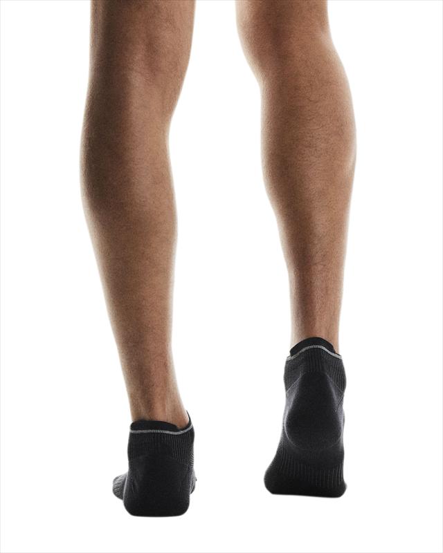 On ���� Elite Run Sock Low 1 U Black 2UF10440553 ��˥��å��� ���˥󥰥��å��� ���꡼�� ��� ���å� ���� �Ρ����硼 ����֤��� Ĺ��Υ��� �̵��� �ۼ�®�� DryTec �ɥ饤�ƥå� �尵���������ݡ��� �졼�� �ȥ졼�˥� �ƥ���� �ޥ饽��