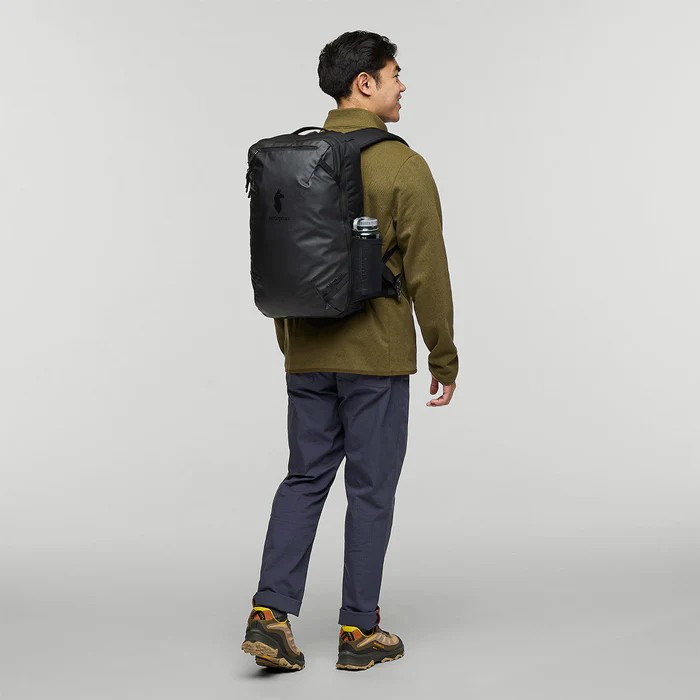 cotopaxi ���ȥѥ��� �Хå��ѥå� ALLPA 28L Travel Pack BACKPACK CADA DIA CotopaxiBlack ����� 28��åȥ� �����ǥ��� ���å����å� �ǥ��ѥå� ���å� ������� ���襤�� �л� �����ȥɥ� ι�� ������ �ʥ����� ���ƥ� �����奢�� �̶� �̳� �ӥ��ͥ�