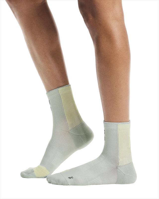 On ���� Performance Run Sock Mid U Tin/Lemonade 2UF10054781 ��˥��å��� ���˥󥰥��å��� �ѥե����ޥ� ��� ���å� �ߥå� ������������ ����֤��� ���å���� �̵��� �ۼ�®�� �ɥ饤 �尵���������ݡ��� �졼�� �ȥ졼�˥� �ޥ饽��