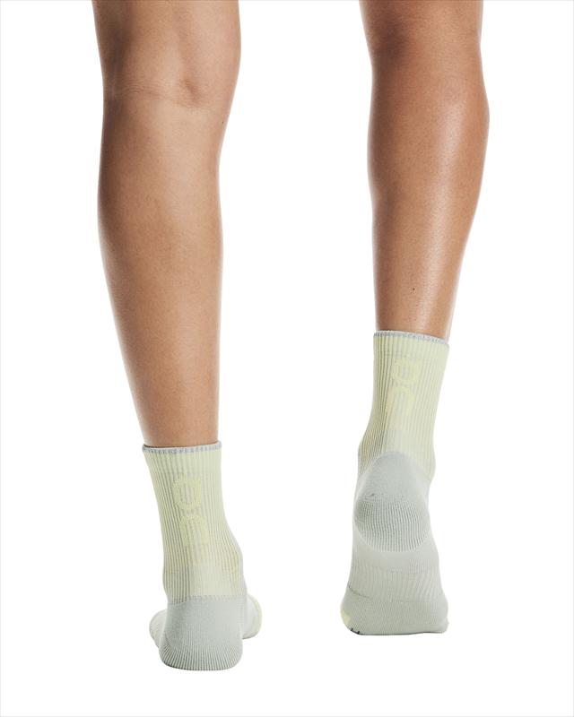 On ���� Performance Run Sock Mid U Tin/Lemonade 2UF10054781 ��˥��å��� ���˥󥰥��å��� �ѥե����ޥ� ��� ���å� �ߥå� ������������ ����֤��� ���å���� �̵��� �ۼ�®�� �ɥ饤 �尵���������ݡ��� �졼�� �ȥ졼�˥� �ޥ饽��