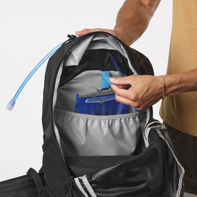 SALOMON ������� �٥��� �Хå��ѥå� TRAILBLAZER 10 LC2182900 BLACK/ALLOY �ȥ쥤��֥쥤���� �ȥ쥤����˥� �ȥ��󥶥å� ���˥󥰥٥��� ���å����å� �ϥ��ɥ졼����� �л� �ȥ�å��� ��� ��ǥ�����