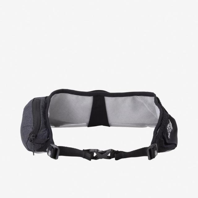 THE NORTH FACE ���Ρ����ե����� TR BELT NM62514 �֥�å� �ƥ���������٥�� �������ȥХå� ���˥󥰥Хå� ���˥󥰥ݡ��� �������ȥݡ��� �ȥ쥤����˥� �ޥ饽�� ���祮�� ι�� �����ȥɥ� �ɤ�ˤ���