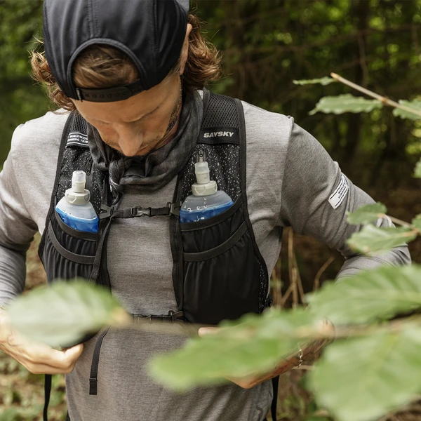 SAYSKY ���������� ���˥� �Хå��ѥå� Light Running Backpack 8L Black Universe GMABP03