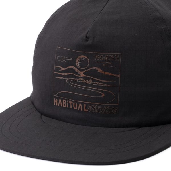 Run Amok ��󡦥���å� ���˥󥰥���å� MATHIS 5 PANEL RH739-BLK ��˥��å��� BLACK ��˥��å��� ����������Х��Х� ROARK Revival �ޥƥ��� 5�ѥͥ� ˹�� �ȥ쥤����˥� �ȥ��� �ޥ饽�� ���祮�� �����ȥɥ�