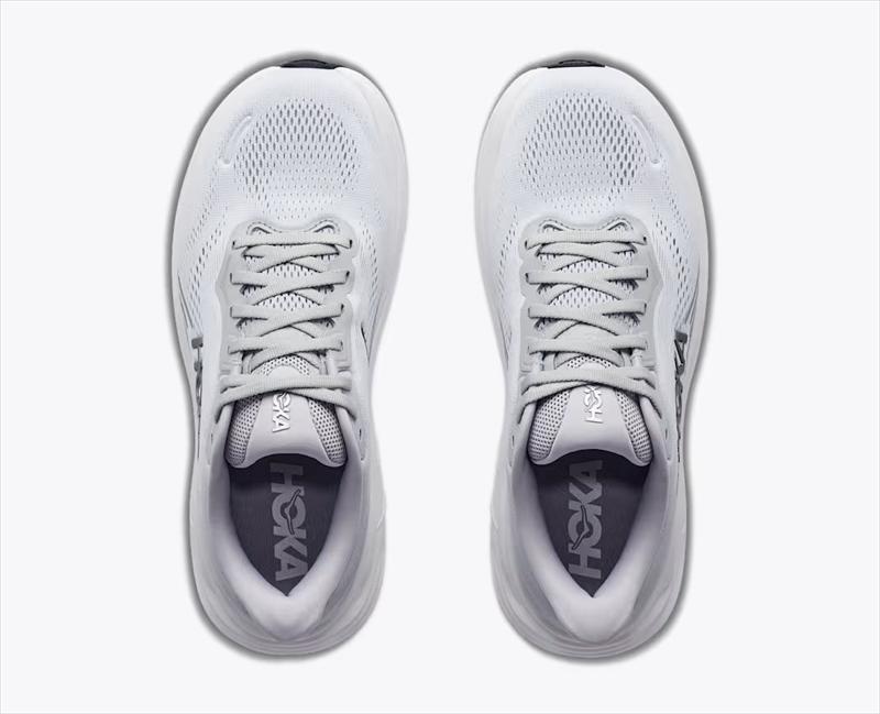 HOKA �ۥ� W CLIFTON 11 1176573 STARDUST/SILVER ��ǥ����� ������� ����եȥ�10 ��B ���� ���˥󥰥��塼�� �ޥ饽�� ���祮�� ������ ��󥷥塼 ���ˡ����� �� ���å���� ���������� ���� �ڤ� �������� Φ��