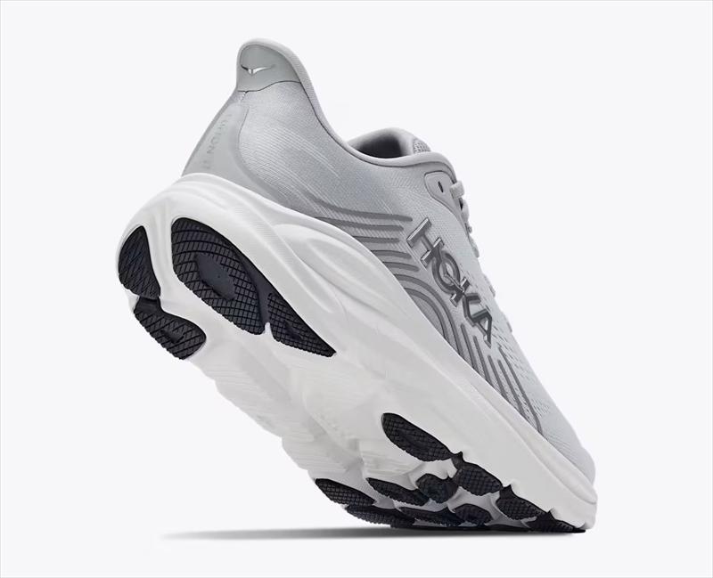 HOKA �ۥ� W CLIFTON 11 1176573 STARDUST/SILVER ��ǥ����� ������� ����եȥ�10 ��B ���� ���˥󥰥��塼�� �ޥ饽�� ���祮�� ������ ��󥷥塼 ���ˡ����� �� ���å���� ���������� ���� �ڤ� �������� Φ��