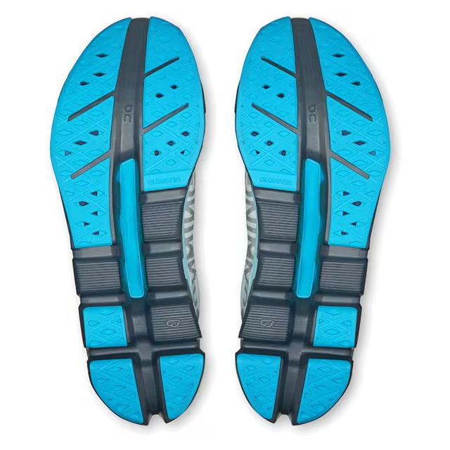 On ���� ���˥󥰥��塼�� Cloudflow 5 W Arctic/Stone 3WF10093306������� ��ǥ����� ���饦�ɥե���5 ���� ���å���� ������ ��󥷥塼 ���ˡ����� �ޥ饽�� û��Υ��� ���ԡ��� ���󥿡��Х� �ȥ졼�˥� �ǥ��꡼