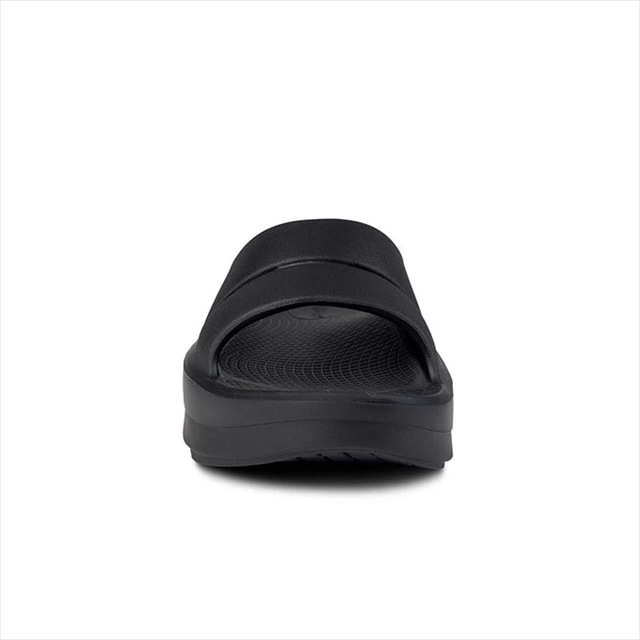 OOFOS �����ե��� �ꥫ�Х꡼������� OOmega OOahh Black ���� �׷�ۼ� ���å���� ����������� ���ݡ��ĥ������ ��� ��ǥ����� ��˥��å��� ���˥� �ޥ饽�� �襬 ���ݡ��� �ӡ����� �ӡ���������� ���饤��