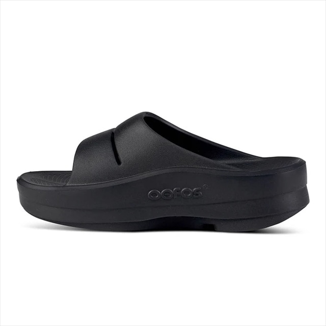 OOFOS �����ե��� �ꥫ�Х꡼������� OOmega OOahh Black ���� �׷�ۼ� ���å���� ����������� ���ݡ��ĥ������ ��� ��ǥ����� ��˥��å��� ���˥� �ޥ饽�� �襬 ���ݡ��� �ӡ����� �ӡ���������� ���饤��