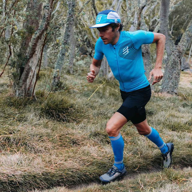 Compressport ����ץ쥹�ݡ��� �ȥ쥤����˥� �ե른�å� ȾµT����� Trail Postural SS Top M �ȥ쥤��ݥ������� AM00176B ��� �ȥ��� �ޥ饽�� ���˥� ���祮�� �����ȥɥ� �۴�®�� ���ȥ�å� �ϡ��ե��å�