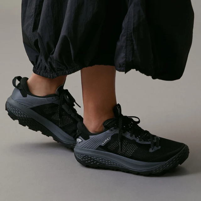 KARHU ����� Men's IKONI TRAIL WR 1.0 Black/Black ��� �ȥ쥤����˥󥰥��塼�� �ȥ��� ������ �ȥ쥤��1.0 Water Resistant ����ù� KH104006 ����å� ���ե����� ��󥷥塼 ���ˡ����� �� ���å���� ��������