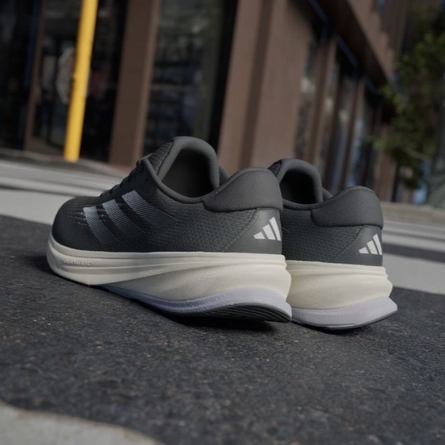 addidas ǥ ѡΥ饤 磻 SUPERNOVA RISE WIDE  IG8245 ֥å ˥ ޥ饽 祮 ȥ졼˥  å եå ݡȥå å