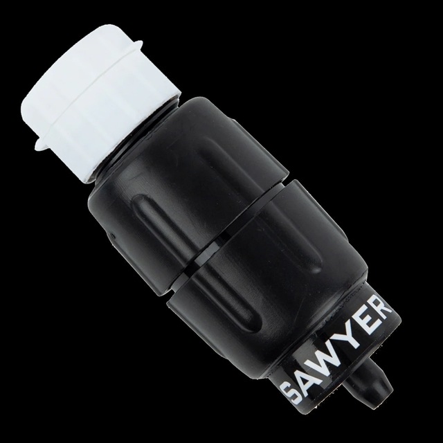 SAWYER �����䡼 �ޥ����������������ե��륿�� ���Υå� 750ml �ѥ��� SP301 MICRO SQUEEZE FILTER WITH CNOC PREMIUM 750ml POUCH 99.99999% 0.1�ߥ������б������ ������38����åȥ� �ȥ��� �ȥ쥤����˥� �л� �ȥ�å��� �ϥ����� �ɺҥ��å� ��� �п�