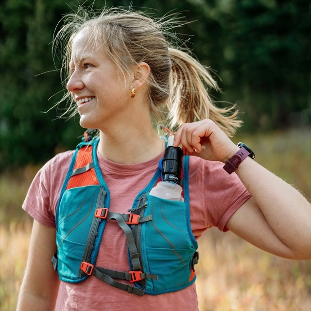 SAWYER �����䡼 �ޥ����������������ե��륿�� ���Υå� 750ml �ѥ��� SP301 MICRO SQUEEZE FILTER WITH CNOC PREMIUM 750ml POUCH 99.99999% 0.1�ߥ������б������ ������38����åȥ� �ȥ��� �ȥ쥤����˥� �л� �ȥ�å��� �ϥ����� �ɺҥ��å� ��� �п�