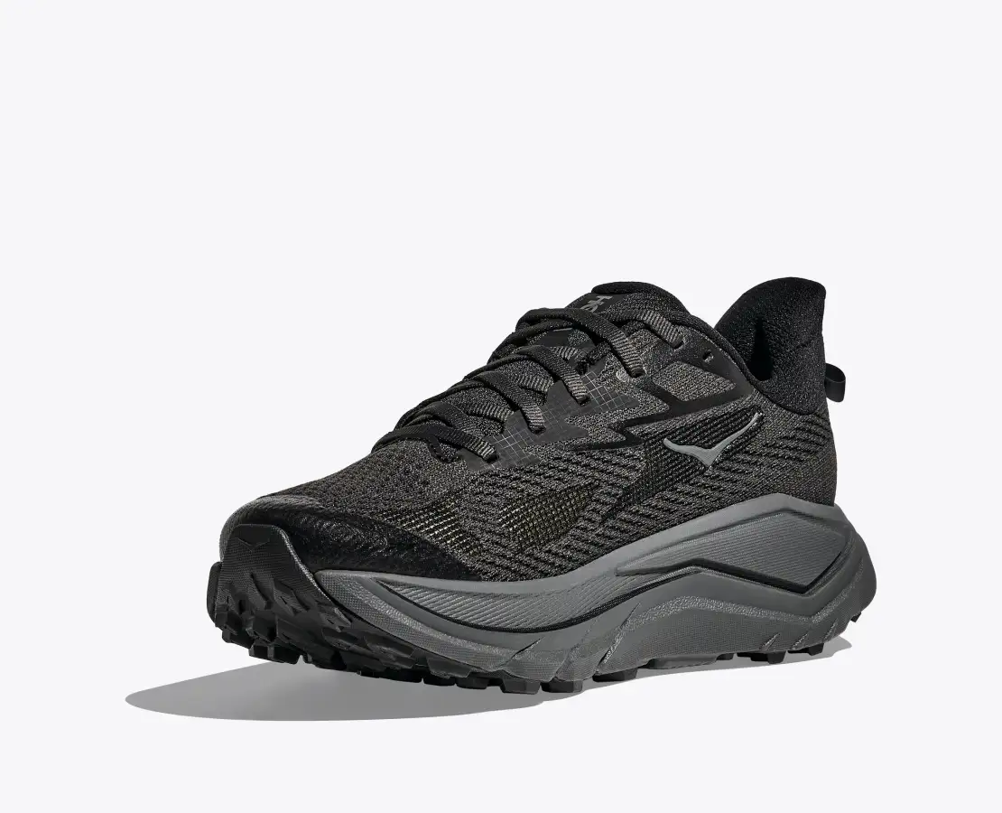 HOKA ONE ONE �ۥ� ���ͥ��� W CHALLENGER 8 1168717 BLACK/OUTER ��ǥ����� ������� �����󥸥㡼8 ��B ���� �ȥ쥤����˥󥰥��塼�� �ȥ��� �����ɷ��� �ϥ����� �ȥ�å��� �л� ���ˡ����� �� ���å���� ���������� ���� �ڤ� ��������