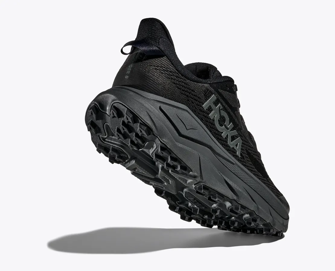 HOKA ONE ONE �ۥ� ���ͥ��� W CHALLENGER 8 1168717 BLACK/OUTER ��ǥ����� ������� �����󥸥㡼8 ��B ���� �ȥ쥤����˥󥰥��塼�� �ȥ��� �����ɷ��� �ϥ����� �ȥ�å��� �л� ���ˡ����� �� ���å���� ���������� ���� �ڤ� ��������
