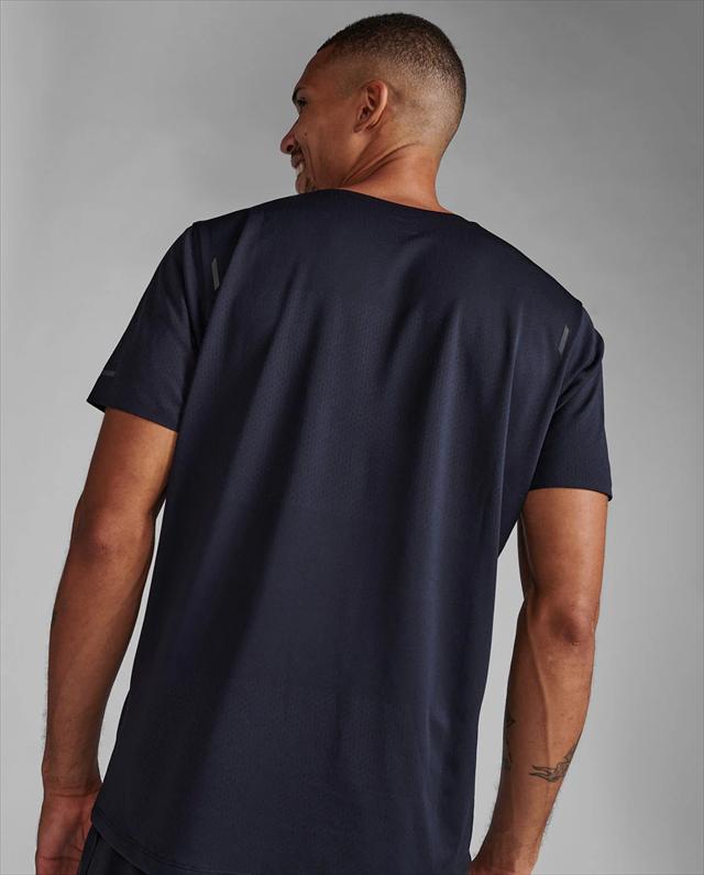 2XU �ġ������ॺ�桼 ȾµT����� 2XU Light Speed Tech Tee  MR7150A ��� BLK/BRF �饤�ȥ��ԡ��ɥƥå������ ���˥� �ޥ饽�� ���祮�� �ȥ쥤����˥� �ȥ��� �졼�� Ķ���� �۴�®�� �ۼ�ȯ�� �̵���