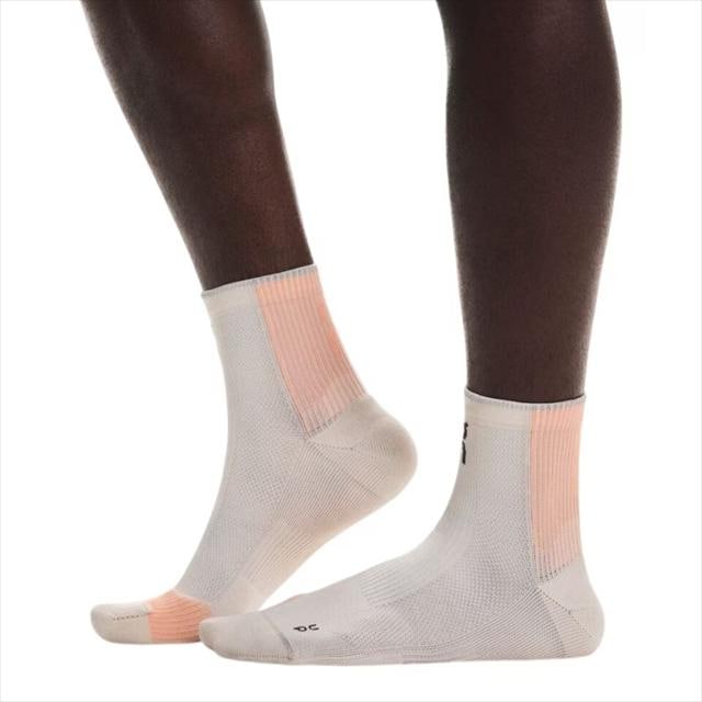 On ���� Performance Run Sock Mid U Pearl/Sunstone 2UF10054478 ��˥��å��� ���˥󥰥��å��� �ѥե����ޥ� ��� ���å� �ߥå� ������������ ����֤��� ���å���� �̵��� �ۼ�®�� �ɥ饤 �尵���������ݡ��� �졼�� �ȥ졼�˥� �ޥ饽��