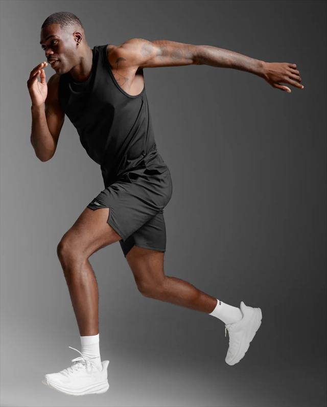 2XU �ġ������ॺ�桼 ���󥯥ȥå� ���˥󥰥���� 2XU Aero Mesh Tank MR7440A ��� BLK/SRF ������ ��å��奿�� �Ρ����꡼�� ���˥� �ޥ饽�� �ȥ쥤����˥� �ȥ��� �졼�� Ķ���� �۴�®�� �̵���